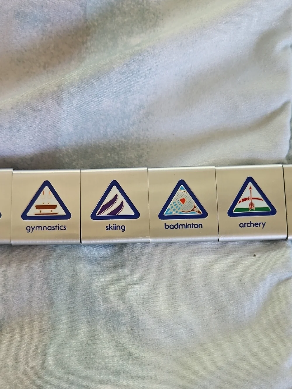 Vintage Cub Scouts USA Belt & Buckle With Loop Slide Badges 27